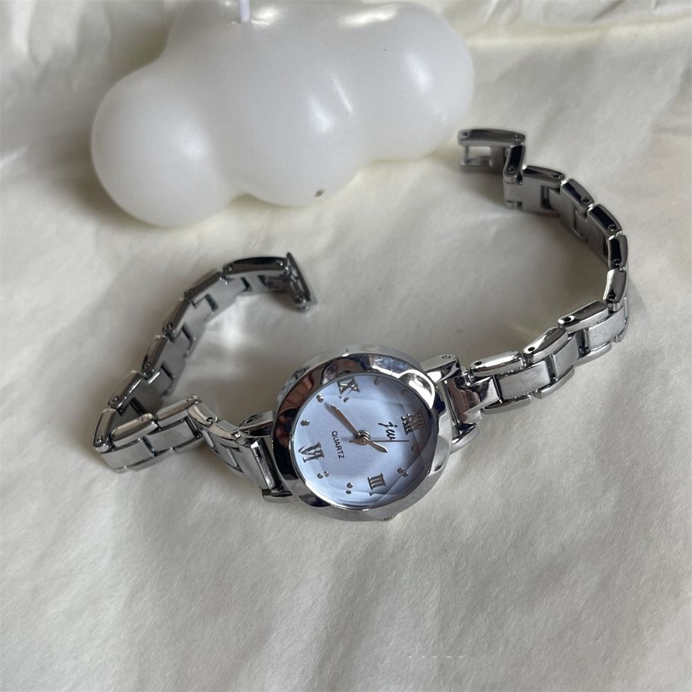Classic Exquisite Golden Wrist - Smartwatch Vintage Watches For Women recension och pris