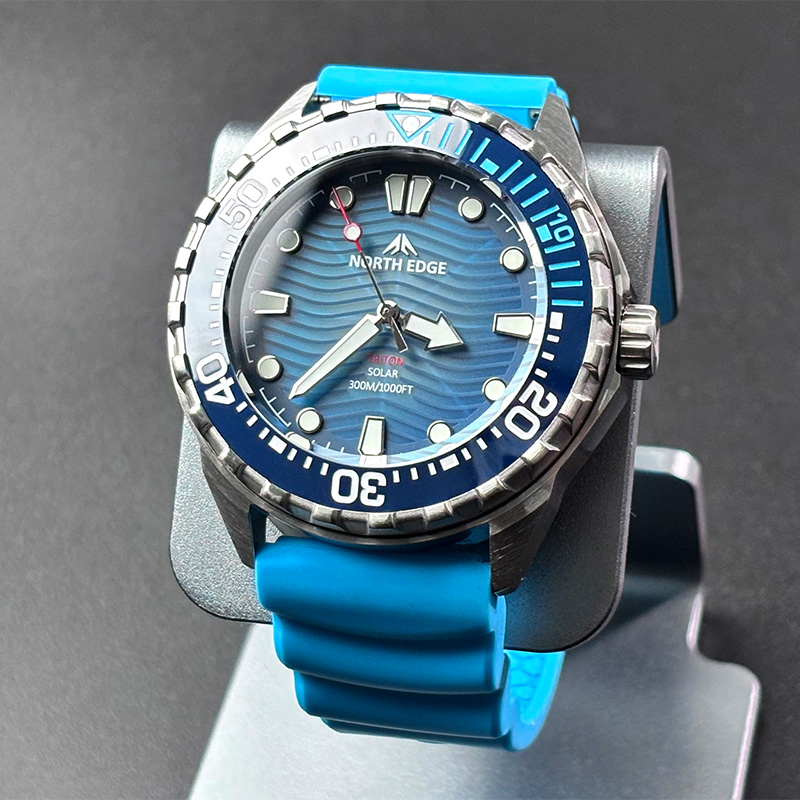 NORTH EDGE 2026 New TRITON Sol - Solar Powered Watch recension och pris