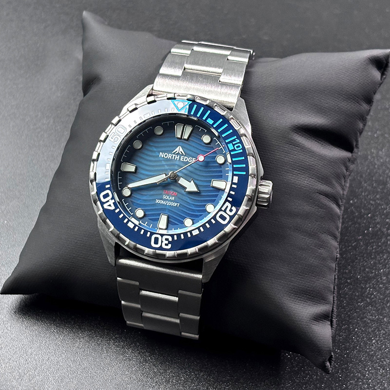NORTH EDGE 2026 New TRITON Sol - Solar Powered Watch recension och pris