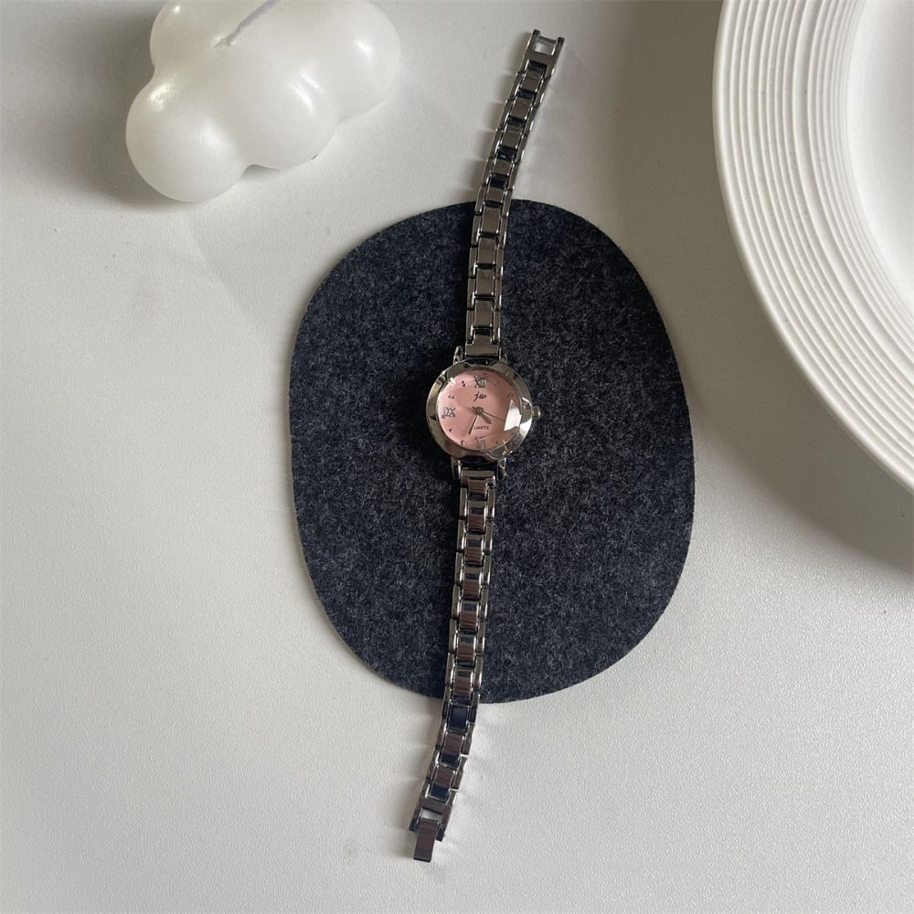 Classic Exquisite Golden Wrist - Smartwatch Vintage Watches For Women recension och pris