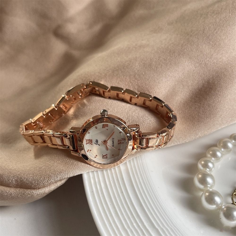 Classic Exquisite Golden Wrist - Smartwatch Vintage Watches For Women recension och pris
