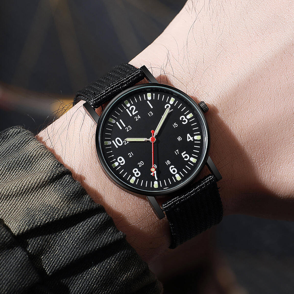 Men Watches Casual Nylon Band  - Solar Powered Watch recension och pris